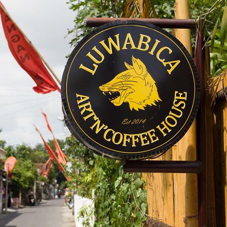 Appartamento Luwabica Art'N'Coffee House Yogyakarta Esterno foto
