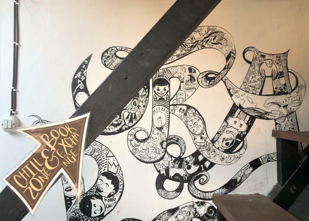 Appartamento Luwabica Art'N'Coffee House Yogyakarta Esterno foto